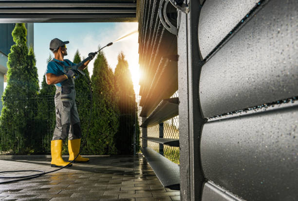 Best Deck Cleaning Services  in Middlefield, OH